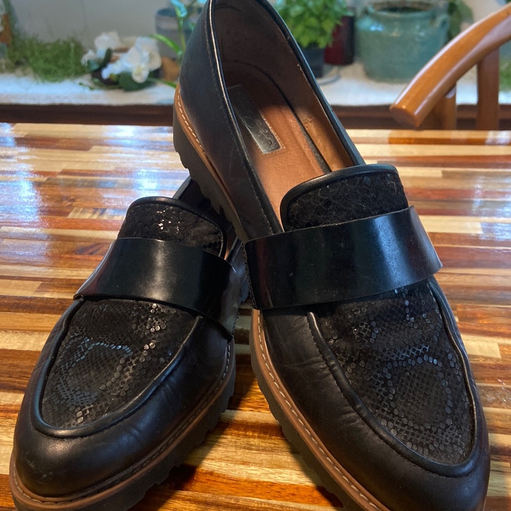 Halogen loafers